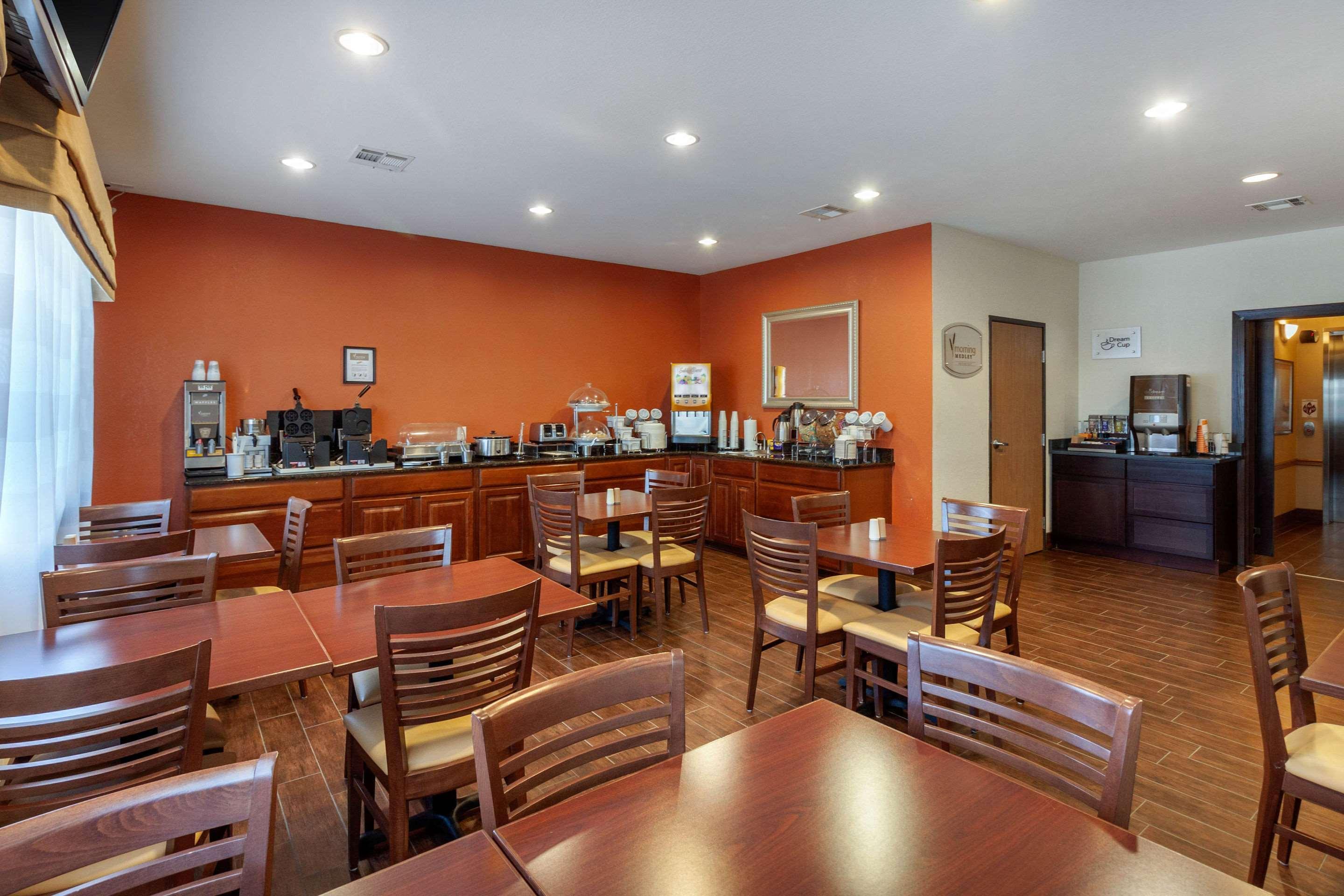 Sleep Inn & Suites Hays I-70 Luaran gambar